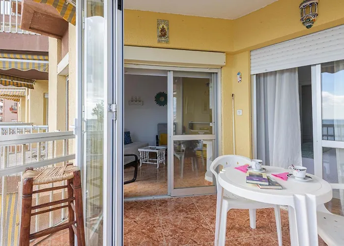 Apartment Great Location And Frontal Sea View Fuengirola