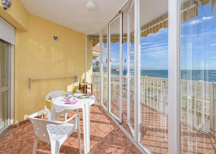 아파트 Great Location And Frontal Sea View *