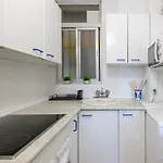Great Location And Frontal Sea View Appartamento Fuengirola