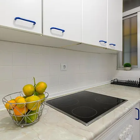 Great Location And Frontal Sea View Appartement